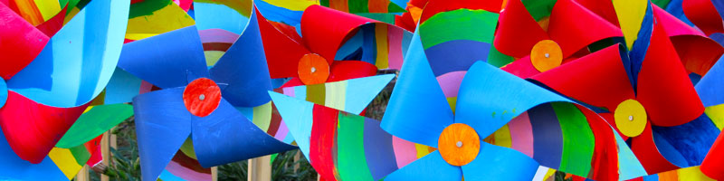 Exposição de vira-ventos, as fontes de energia e os recursos naturais