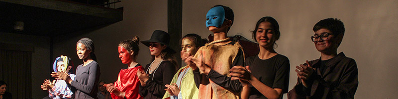 O Auto da Barca do Inferno pela Almas da Lua